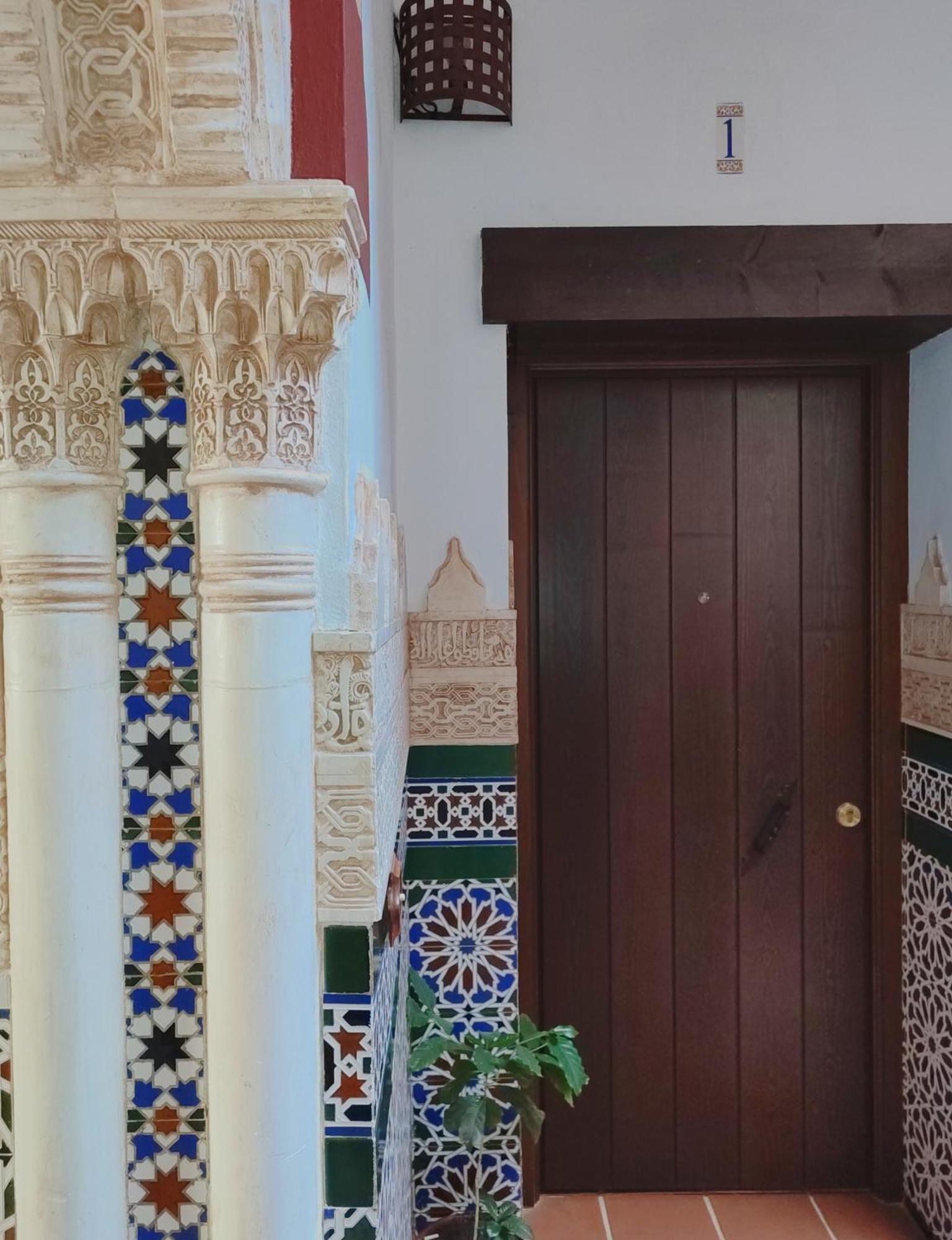 Horno24, Alojamiento Con Patio Andaluz, Tipico De Córdova Exterior foto